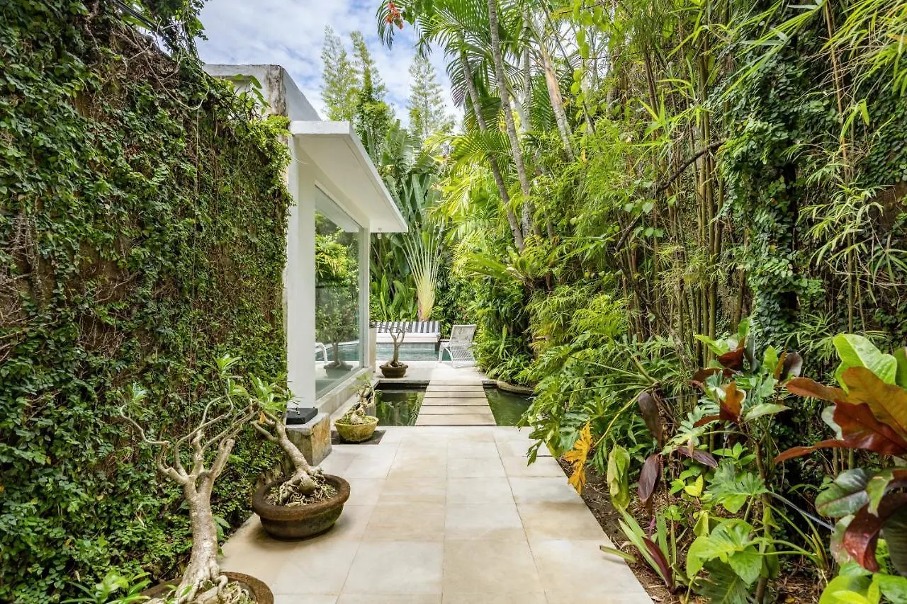 Esha Villa Drupadi Seminyak Indonesia